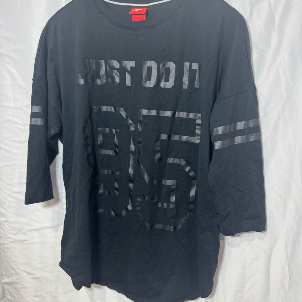 Nike 3/4 Sleeve Just Do It 95 | Black on Black | Women’s XL